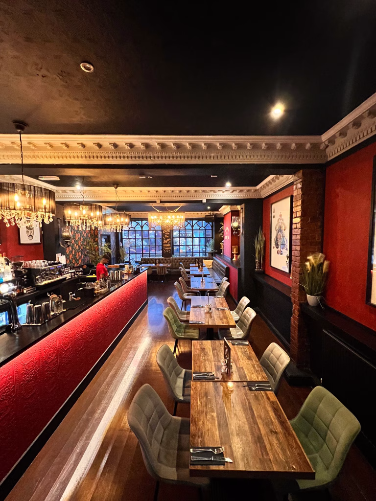 6c8d0eca-aef2-443b-a003-838064a477ca